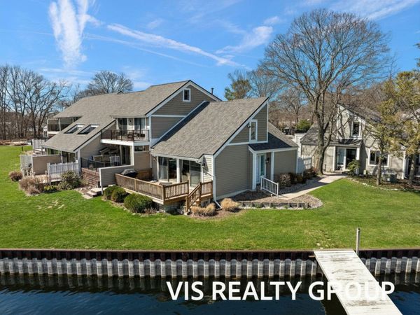 570 Wind Drift Lane, Unit 25, Spring Lake, MI 49456