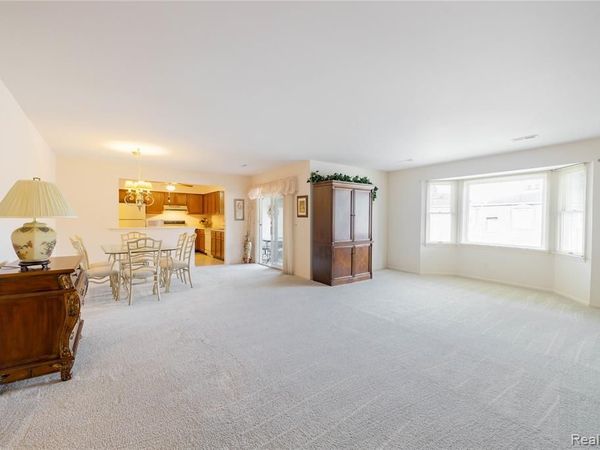 8597 Mathias Drive, Grosse Ile Twp, MI 48138