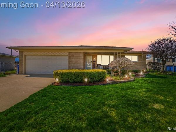 31541 Carion Drive, Warren, MI 48092