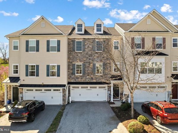 3 SKYLAR CIRCLE, MEDIA, PA 19063