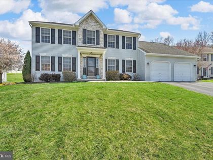 111 HOLLY ROAD Orwigsburg, PA 17961