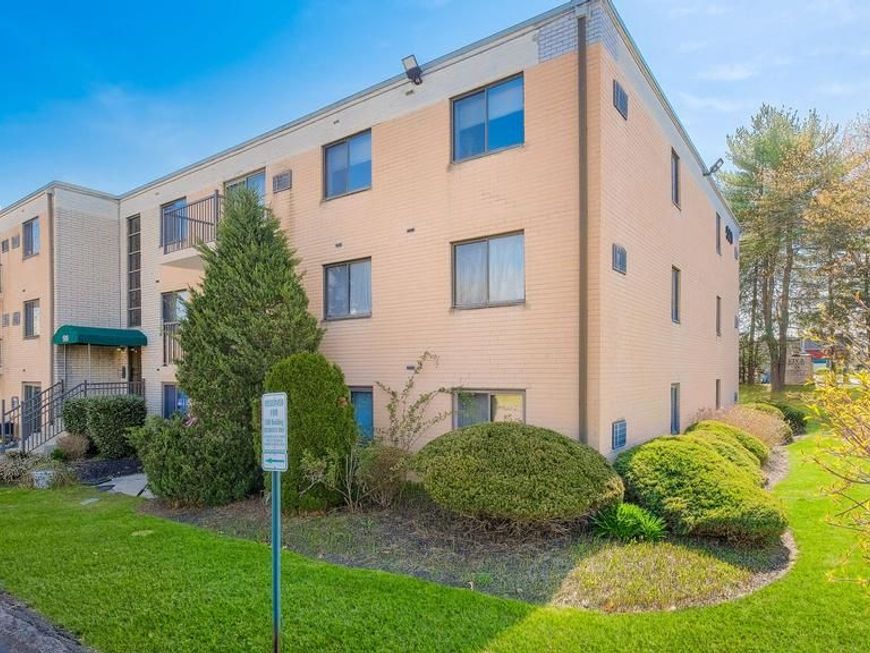 1575 W Street Road, Unit 537, Warminster, PA 18974 Main Photo