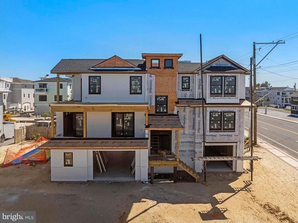 2 E 79TH STREET, HARVEY CEDARS, NJ 08008