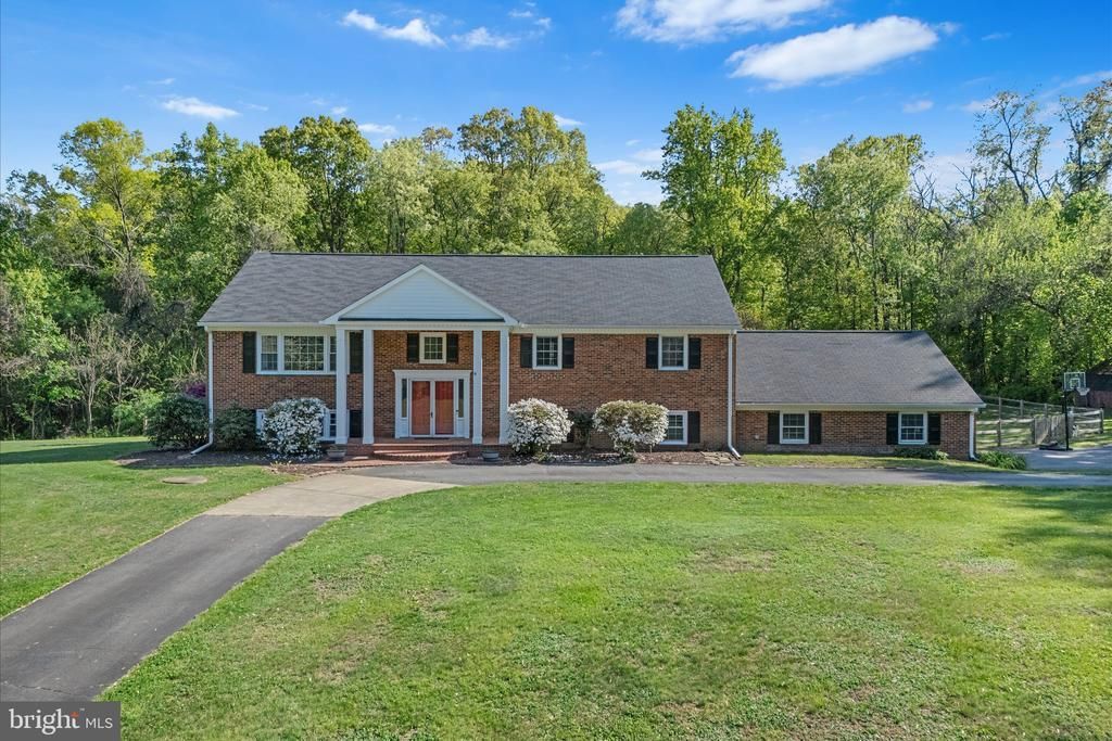 40719 WOODSIDE PLACE, LEESBURG, VA 20175
