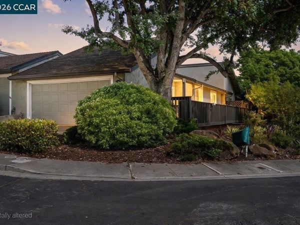 1734 Casa Grande St, Benicia, CA 94510