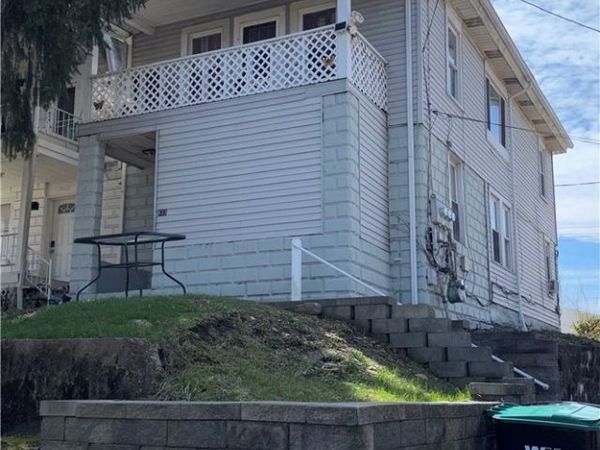 833 Greensburg Pike, East Pittsburgh, PA 15112