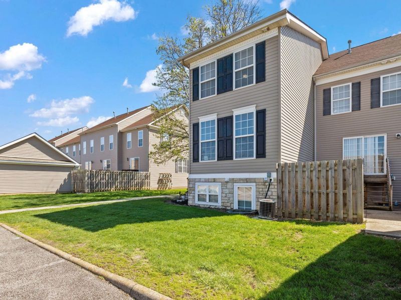 6530 Crab Apple Drive , Unit B, Canal Winchester, OH 43110 Photo 20