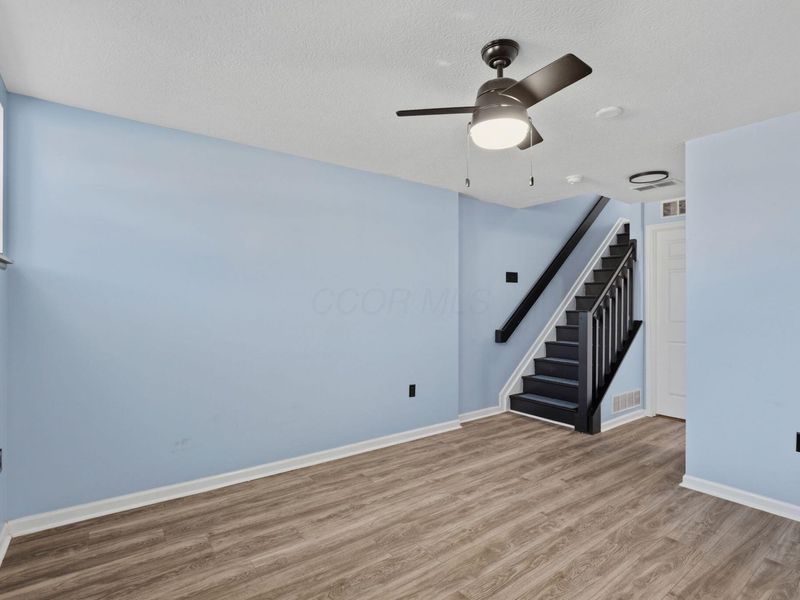 6530 Crab Apple Drive , Unit B, Canal Winchester, OH 43110 Photo 9