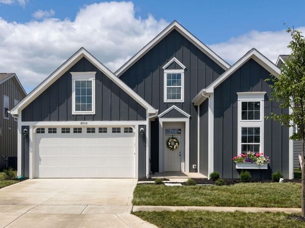 8920 Coe Drive, Plain City, OH 43064