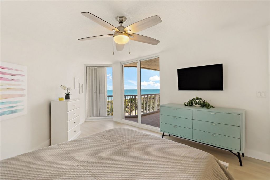 5051 N Highway A1a, Unit 8-2, Hutchinson Island, FL 34949 Photo