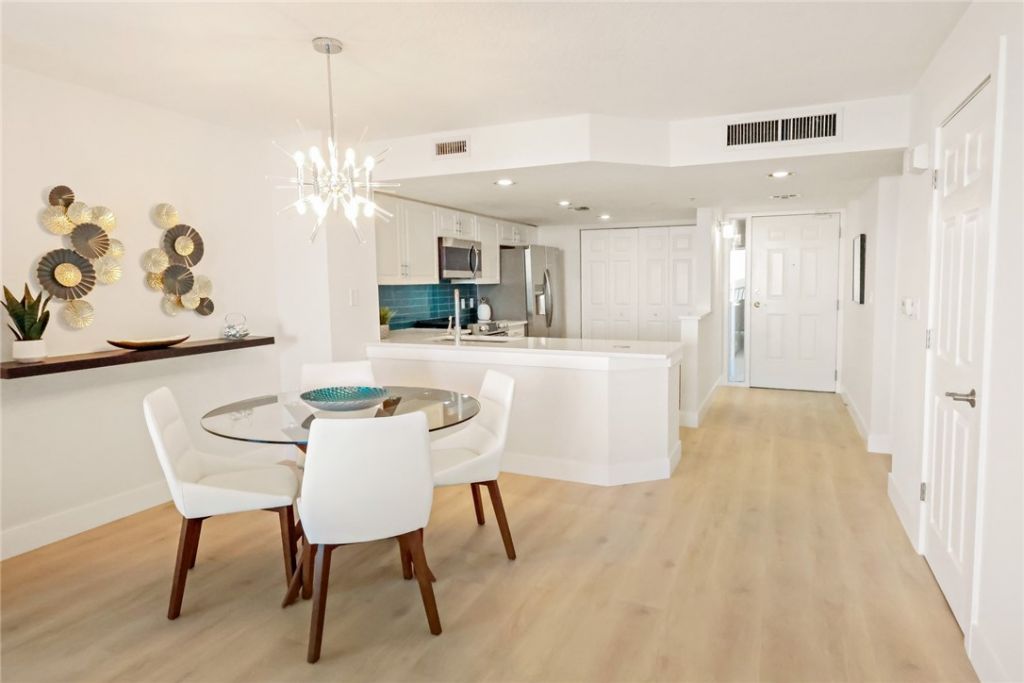 5051 N Highway A1a, Unit 8-2, Hutchinson Island, FL 34949 Photo