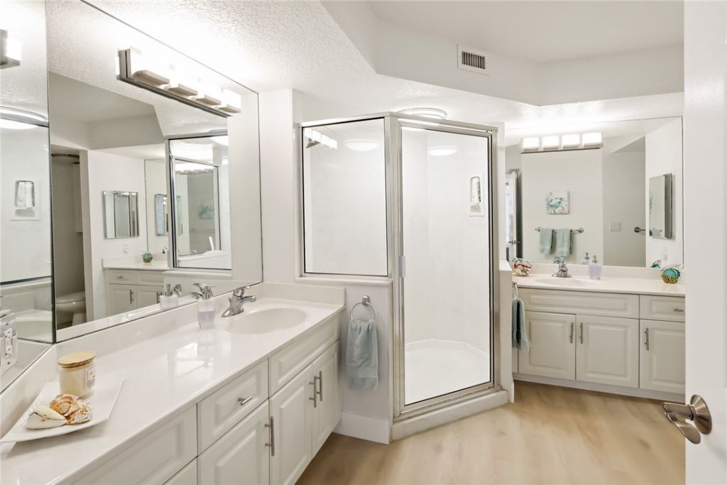 5051 N Highway A1a, Unit 8-2, Hutchinson Island, FL 34949 Photo