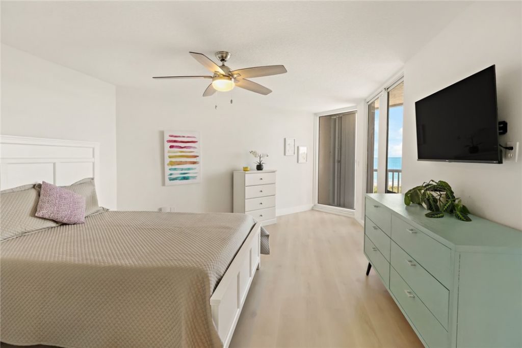 5051 N Highway A1a, Unit 8-2, Hutchinson Island, FL 34949 Photo