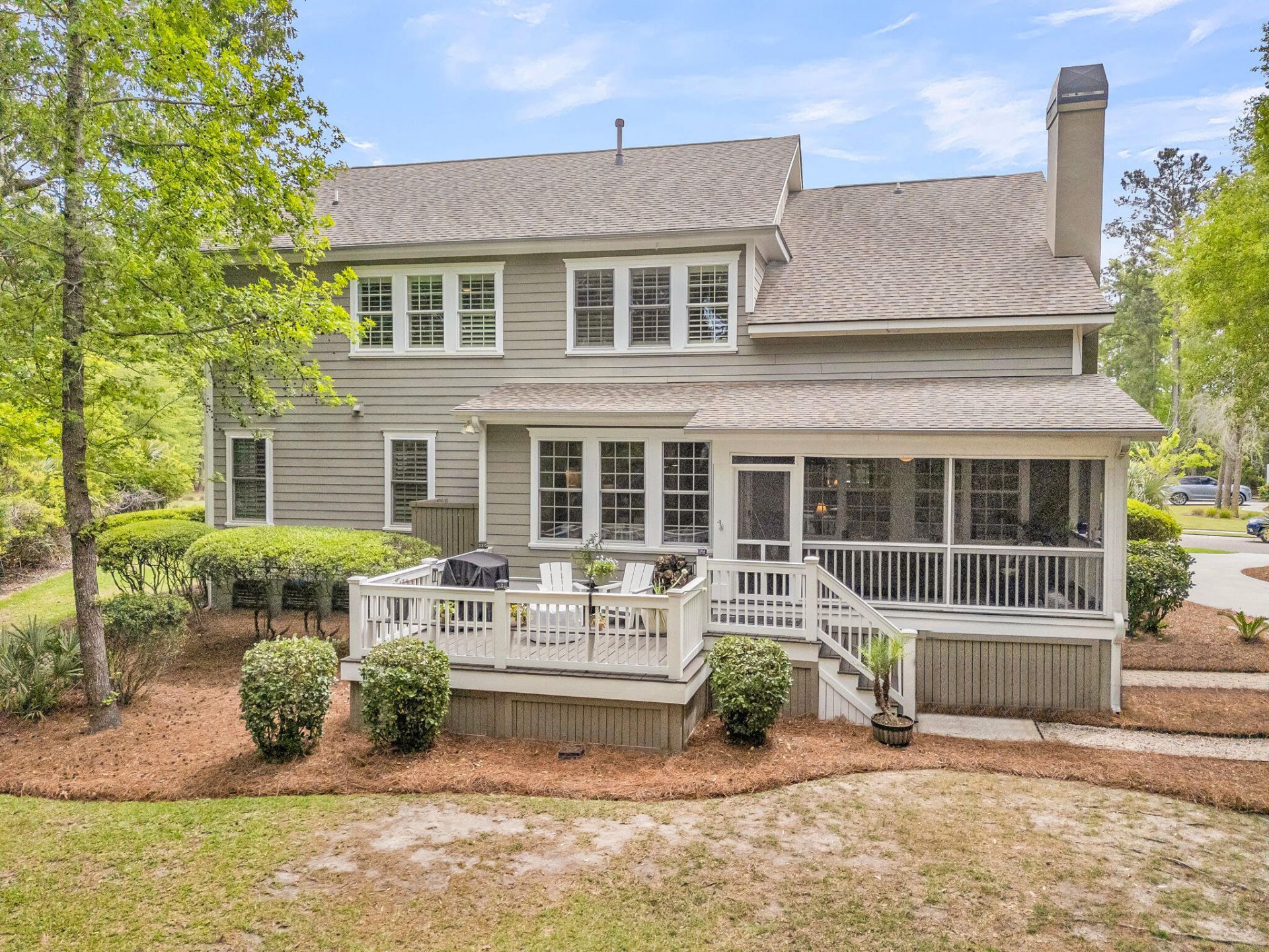 1563 Capel Street Photo 56