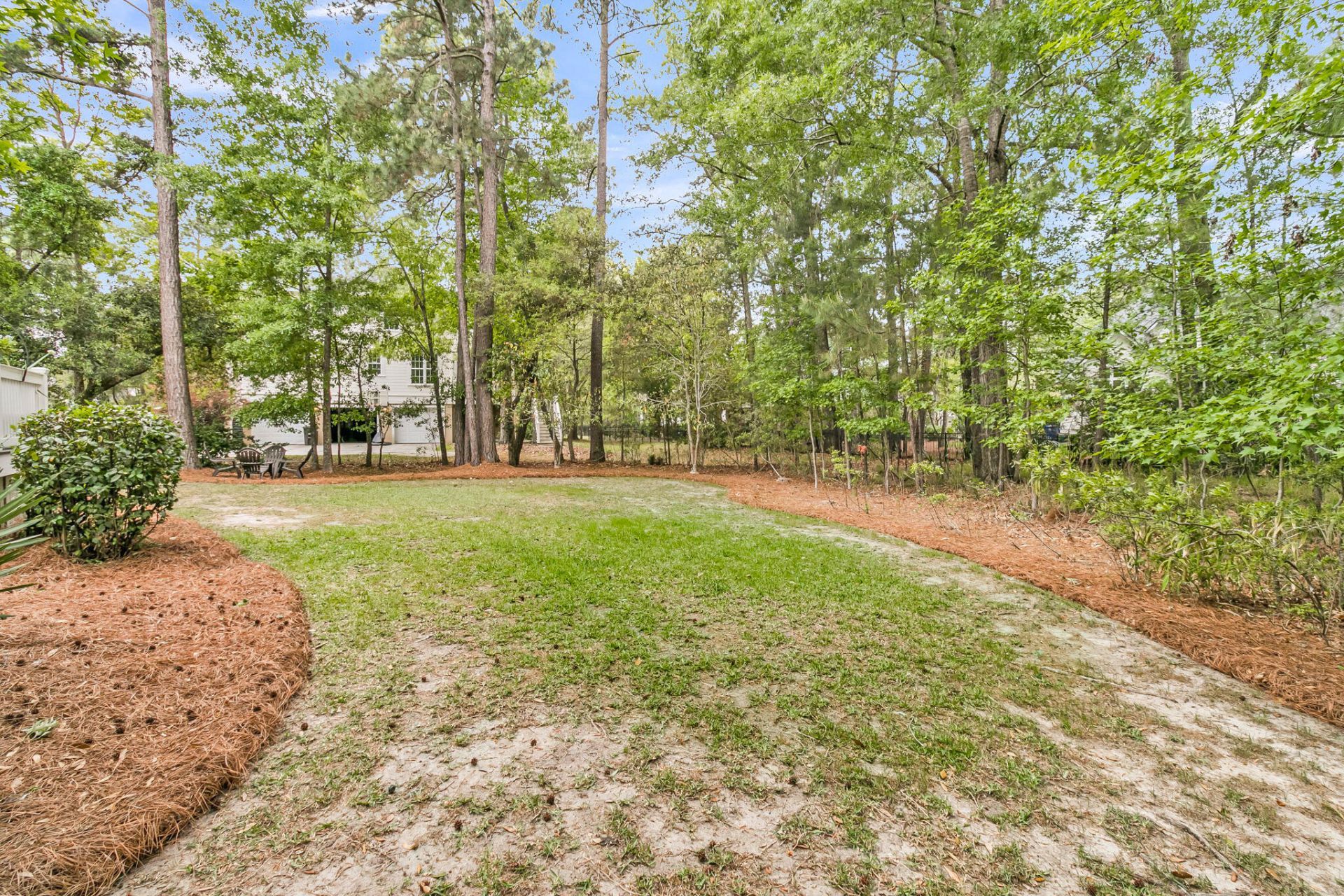 1563 Capel Street Photo 61