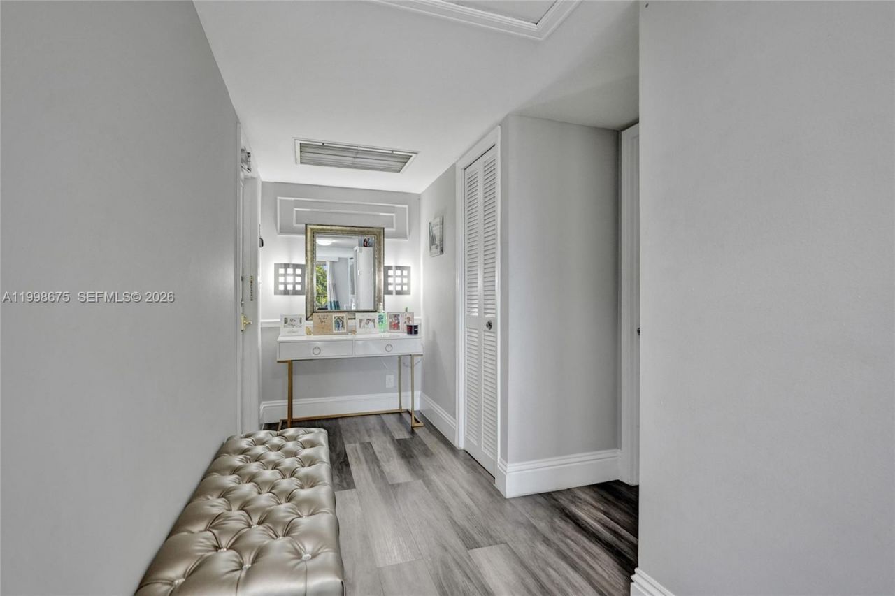 2651 S Course Dr, Unit 410, Pompano Beach, FL 33069 Photo