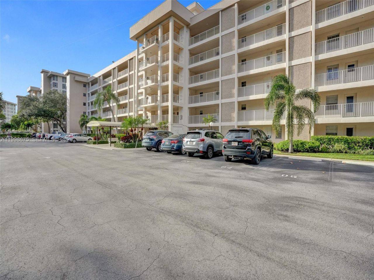 2651 S Course Dr, Unit 410, Pompano Beach, FL 33069 Photo