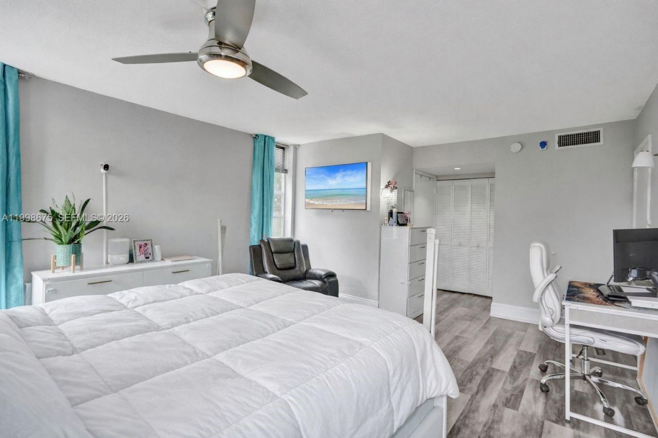 2651 S Course Dr, Unit 410, Pompano Beach, FL 33069 Photo