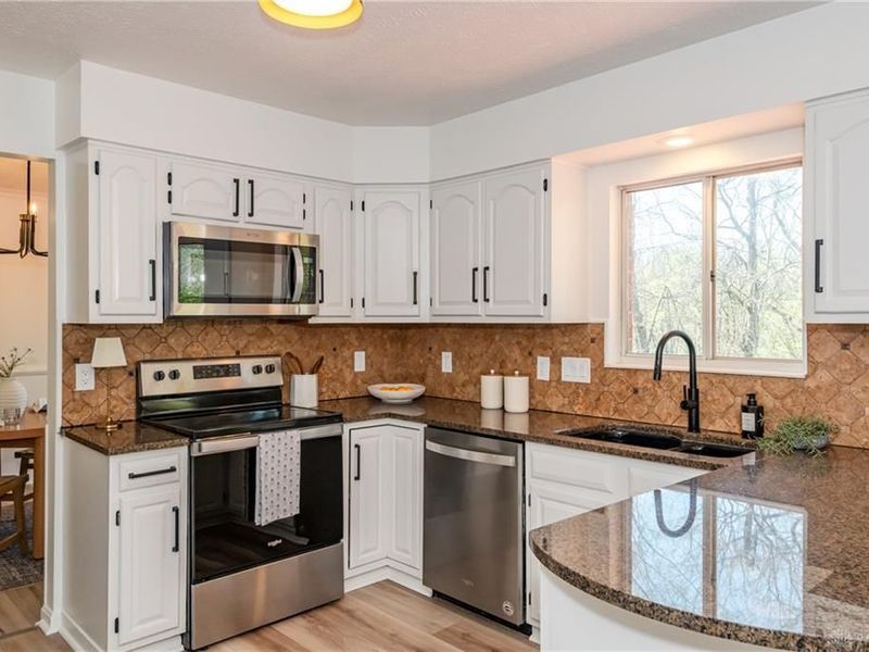 5429 Brigade Court, Green Township, OH 45239 Photo 10