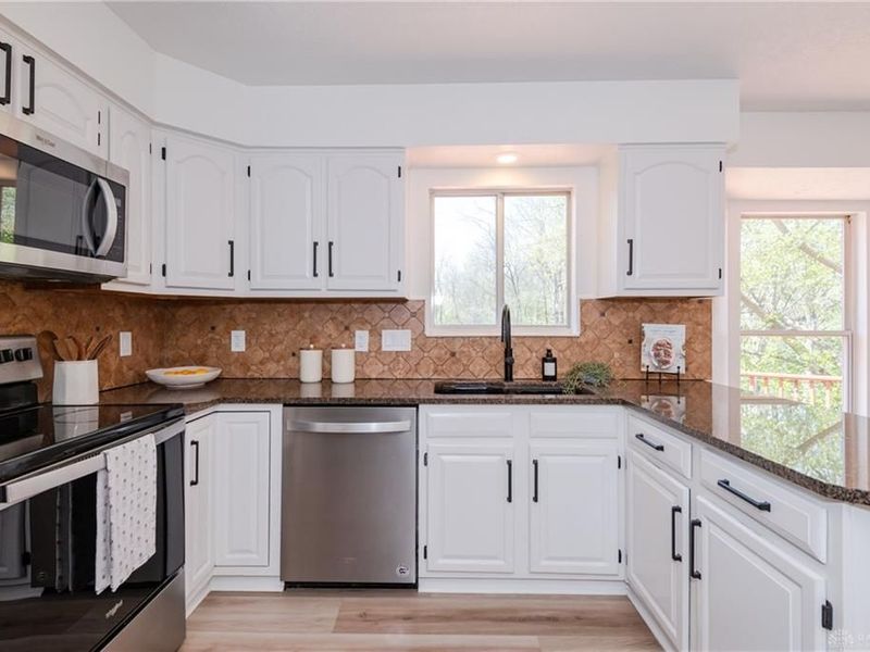 5429 Brigade Court, Green Township, OH 45239 Photo 8