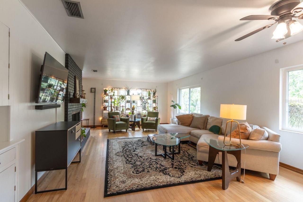 1303 NW 31st Street , Gainesville, FL 32605 Photo