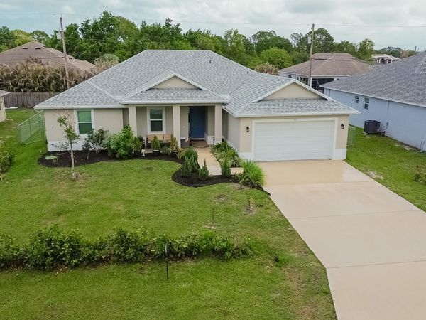 4037 SW Mcintosh Street, Port St. Lucie, FL 34953