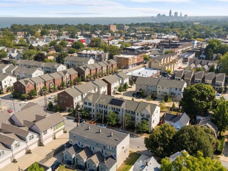 1410 Hopkins Avenue, Lakewood, OH 44107 Photo 2