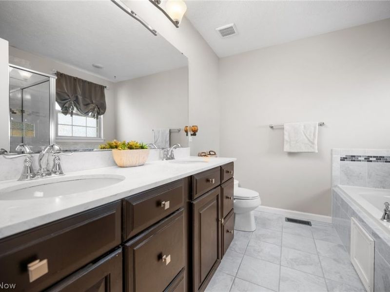 1410 Hopkins Avenue, Lakewood, OH 44107 Photo 22