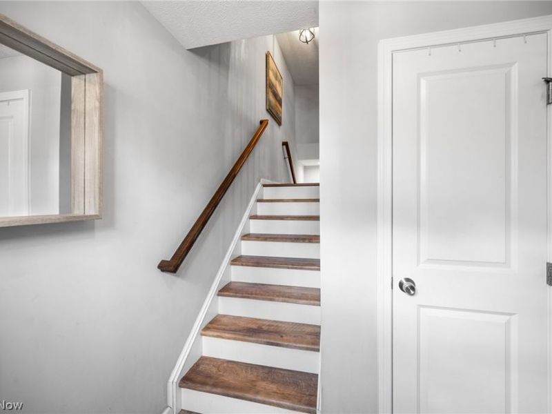 1410 Hopkins Avenue, Lakewood, OH 44107 Photo 29