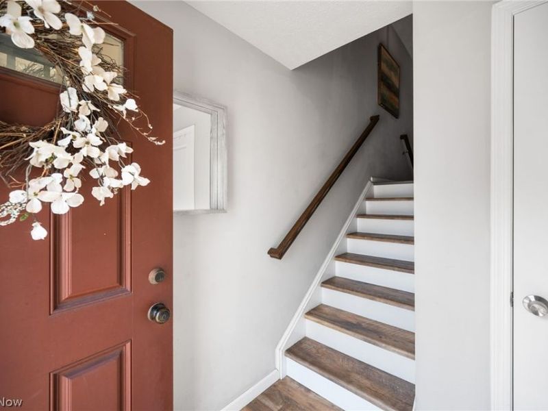 1410 Hopkins Avenue, Lakewood, OH 44107 Photo 4