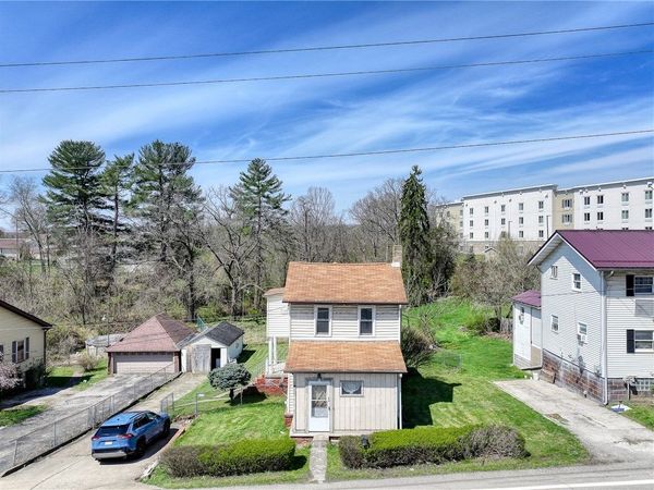 627 Rostraver Road, Belle Vernon, PA 15012