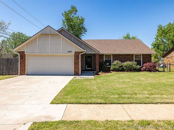 4602 S 132nd Place E, Tulsa, OK 74134