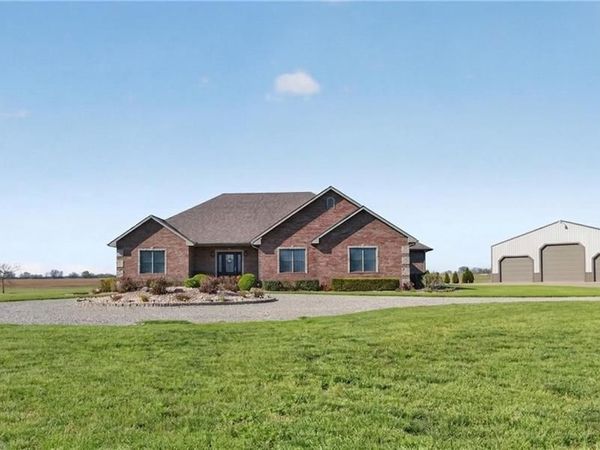 644 W 47 Highway, Girard, KS 66743