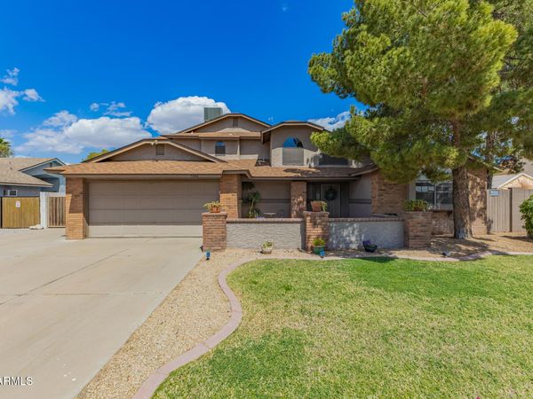7366 W SIERRA Street, Peoria, AZ 85345