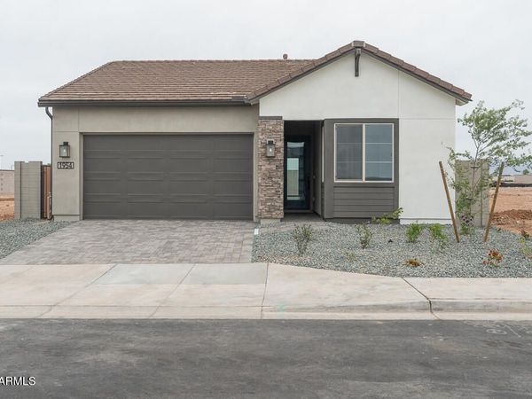 1954 E MILL Road, San Tan Valley, AZ 85140