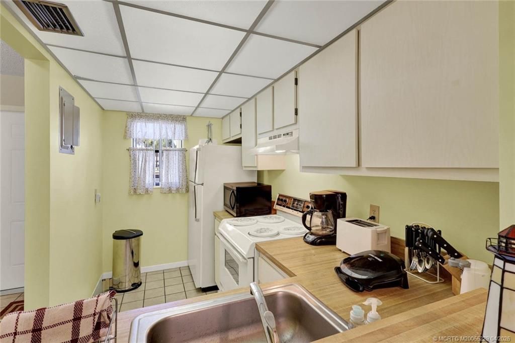 9423 S Ocean Drive, Unit 75, Jensen Beach, FL 34957 Photo