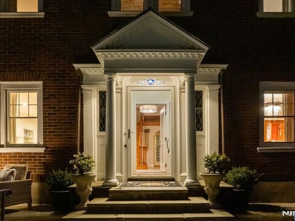 174 Highland Avenue, MONTCLAIR, NJ 07042