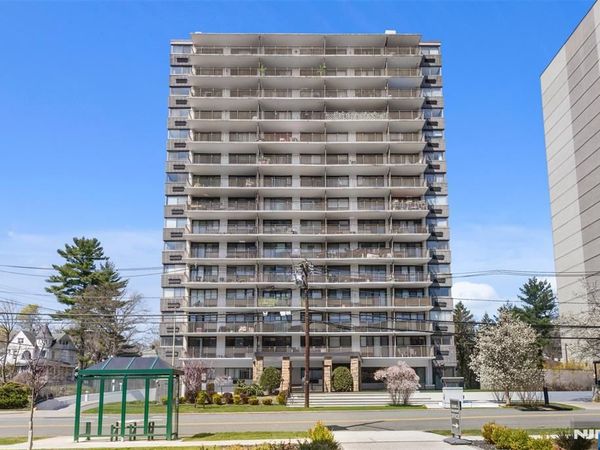 235 Prospect Avenue 2B, Unit 2B, HACKENSACK, NJ 07601