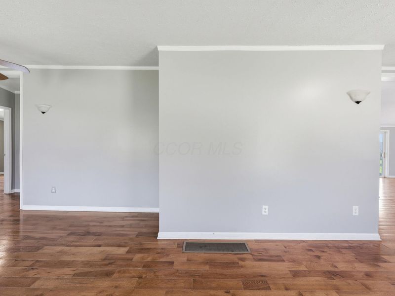 16260 Sycamore Road, Mount Vernon, OH 43050 Photo 7