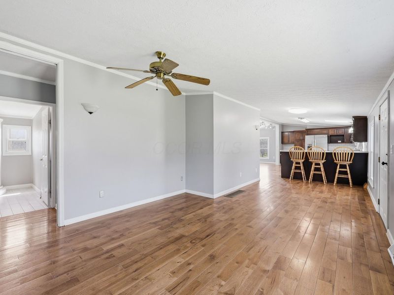 16260 Sycamore Road, Mount Vernon, OH 43050 Photo 9