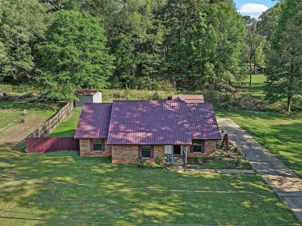 428 Shady Wood Lane, Haughton, LA 71037