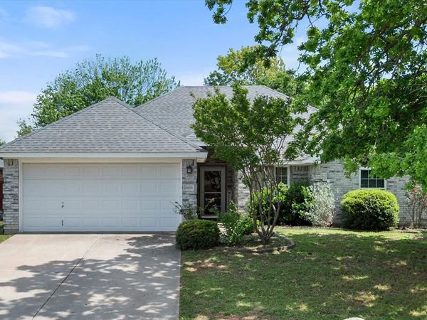 2906 Yukon Drive, Corinth, TX 76210