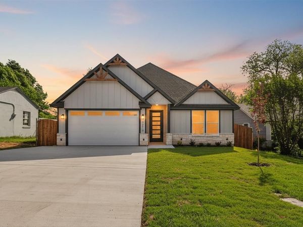 1210 Harvard Street, River Oaks, TX 76114