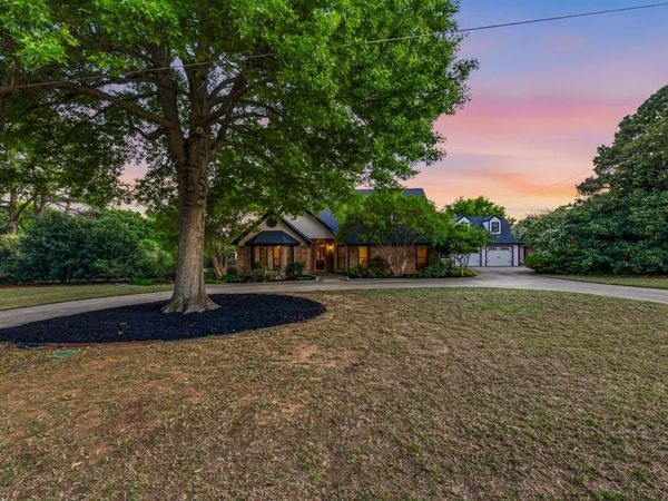 1705 Renfro Road, Colleyville, TX 76034