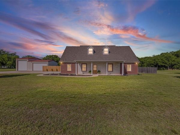 319 Whippoorwill Drive, Wills Point, TX 75169