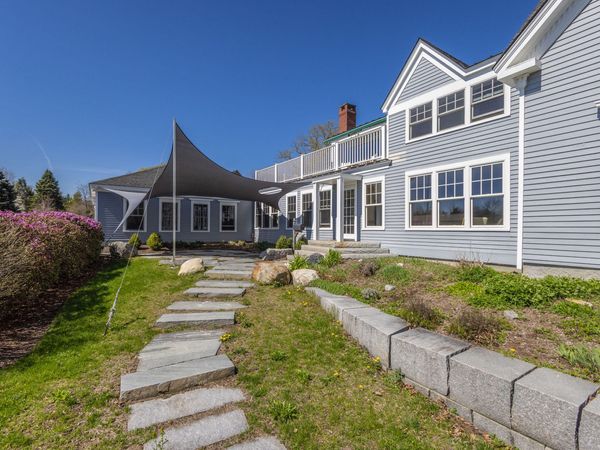 48 Washington Street , Camden, ME 04843