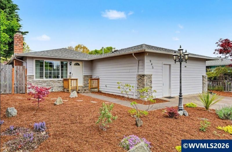 945 SE Marion Av, Corvallis, OR 97333 Main Photo