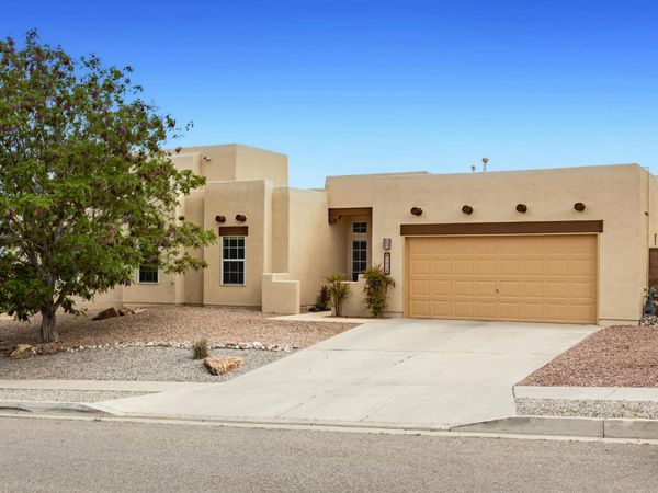 5928 Chaco Loop NE, Rio Rancho, NM 87144