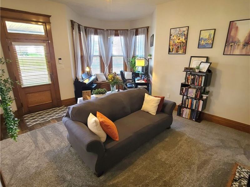 434 E Main Street, Barnesville, OH 43713 Photo 8