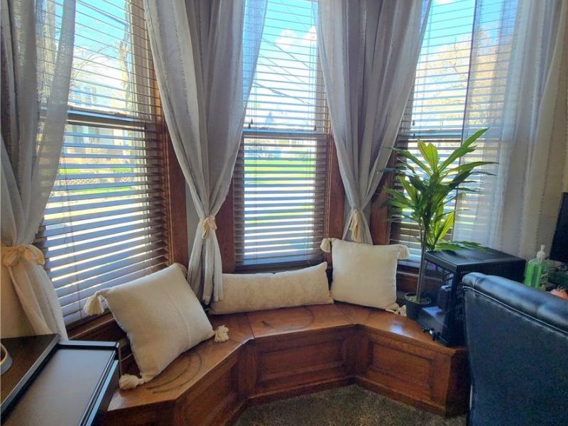 434 E Main Street, Barnesville, OH 43713 Photo 9